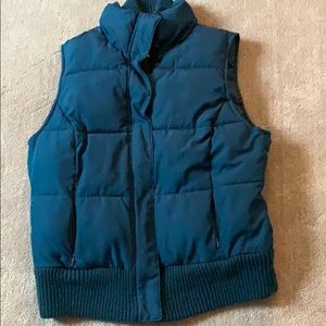 teal Merona vest ✨☂️